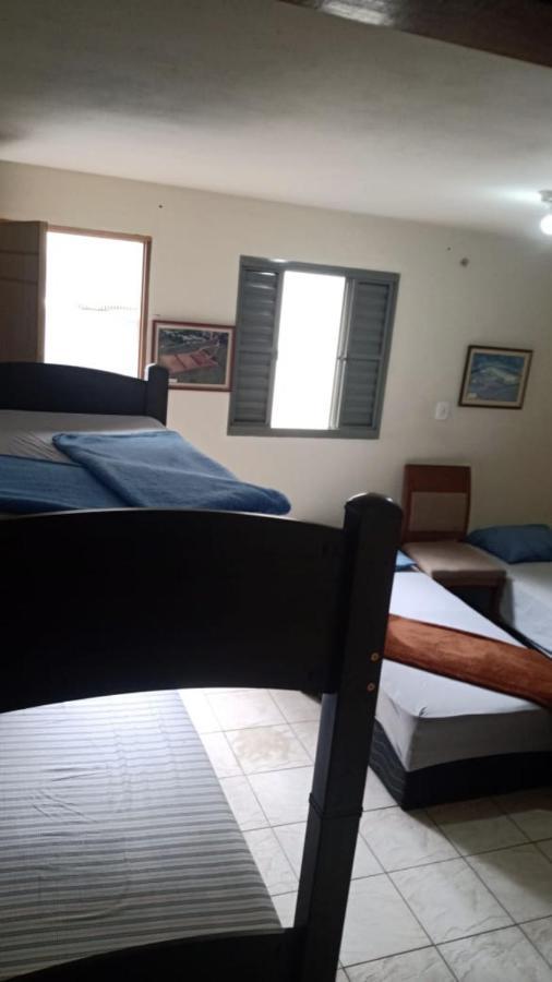 Hostel Office- Hospedagem Climatizada Quartos E Apartamentos Privativos Extrema Eksteriør bilde