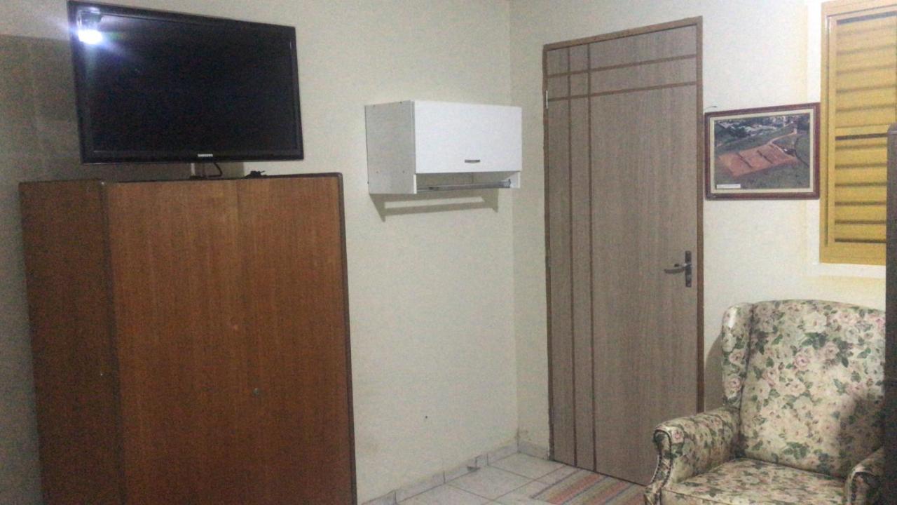 Hostel Office- Hospedagem Climatizada Quartos E Apartamentos Privativos Extrema Eksteriør bilde