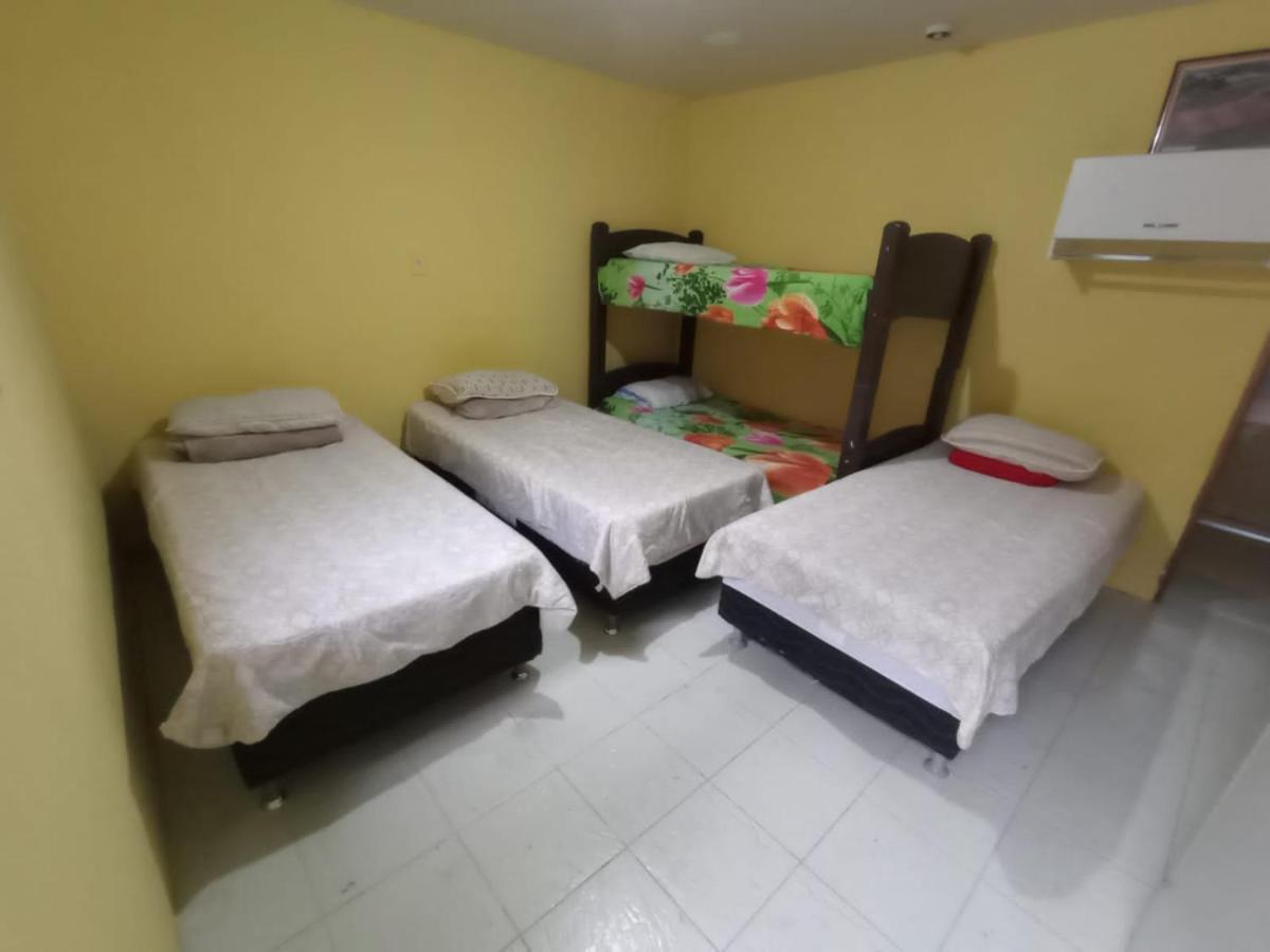 Hostel Office- Hospedagem Climatizada Quartos E Apartamentos Privativos Extrema Eksteriør bilde